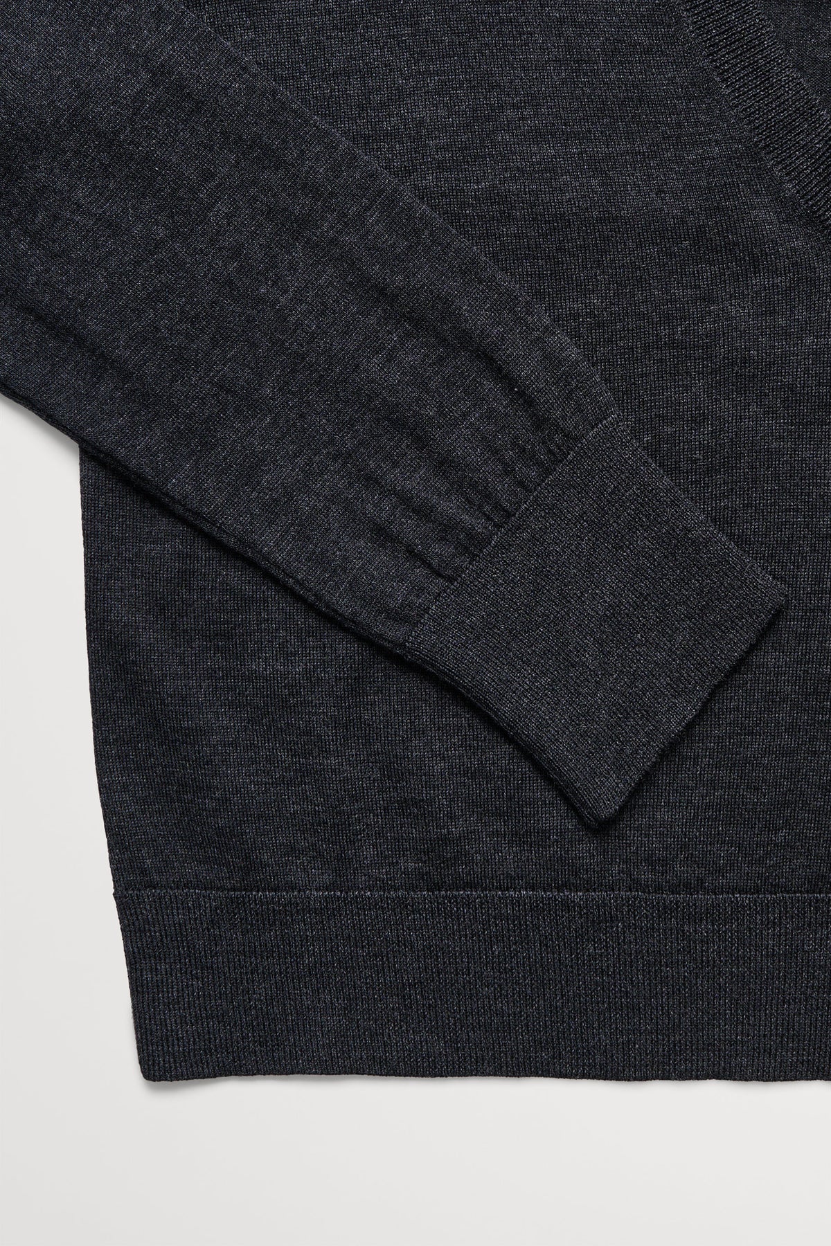 Skall Studio Amara v-neck jumper Jumper Dark Grey Melange