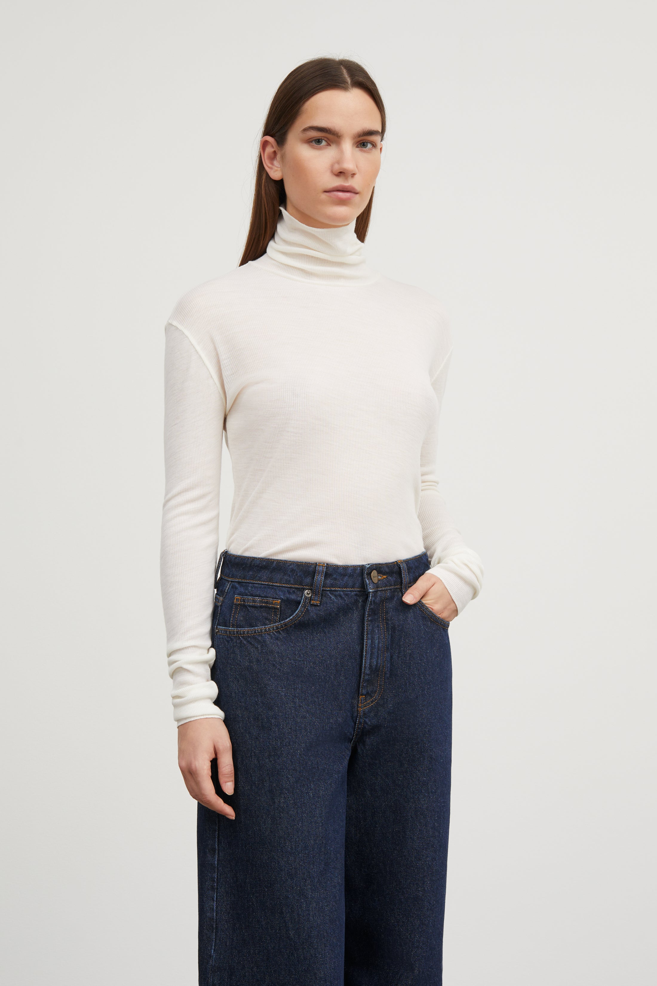 Skall Studio Amy T-neck Turtleneck Off white