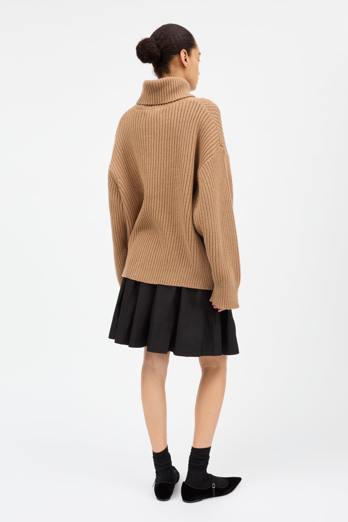Skall Studio Diana T-neck jumper Jumper Camel