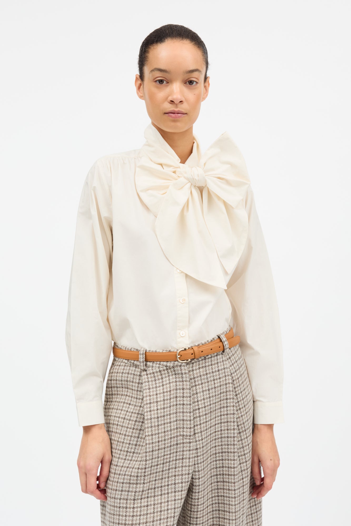 Skall Studio Lady bow shirt Shirt Ivory