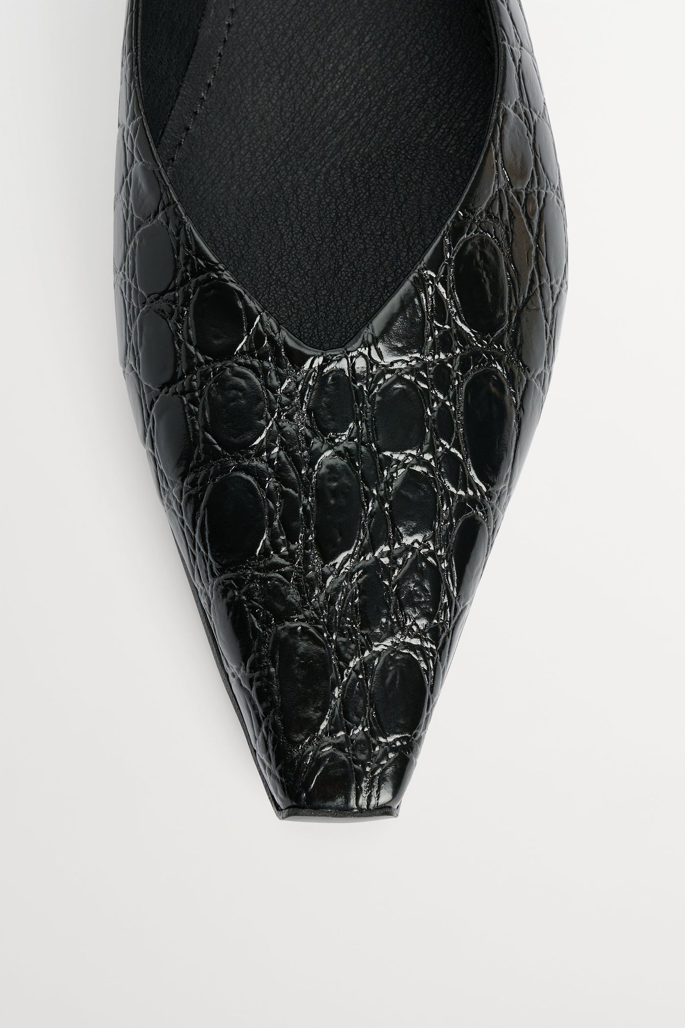 Skall Studio Pointy flat Shoes Croco black