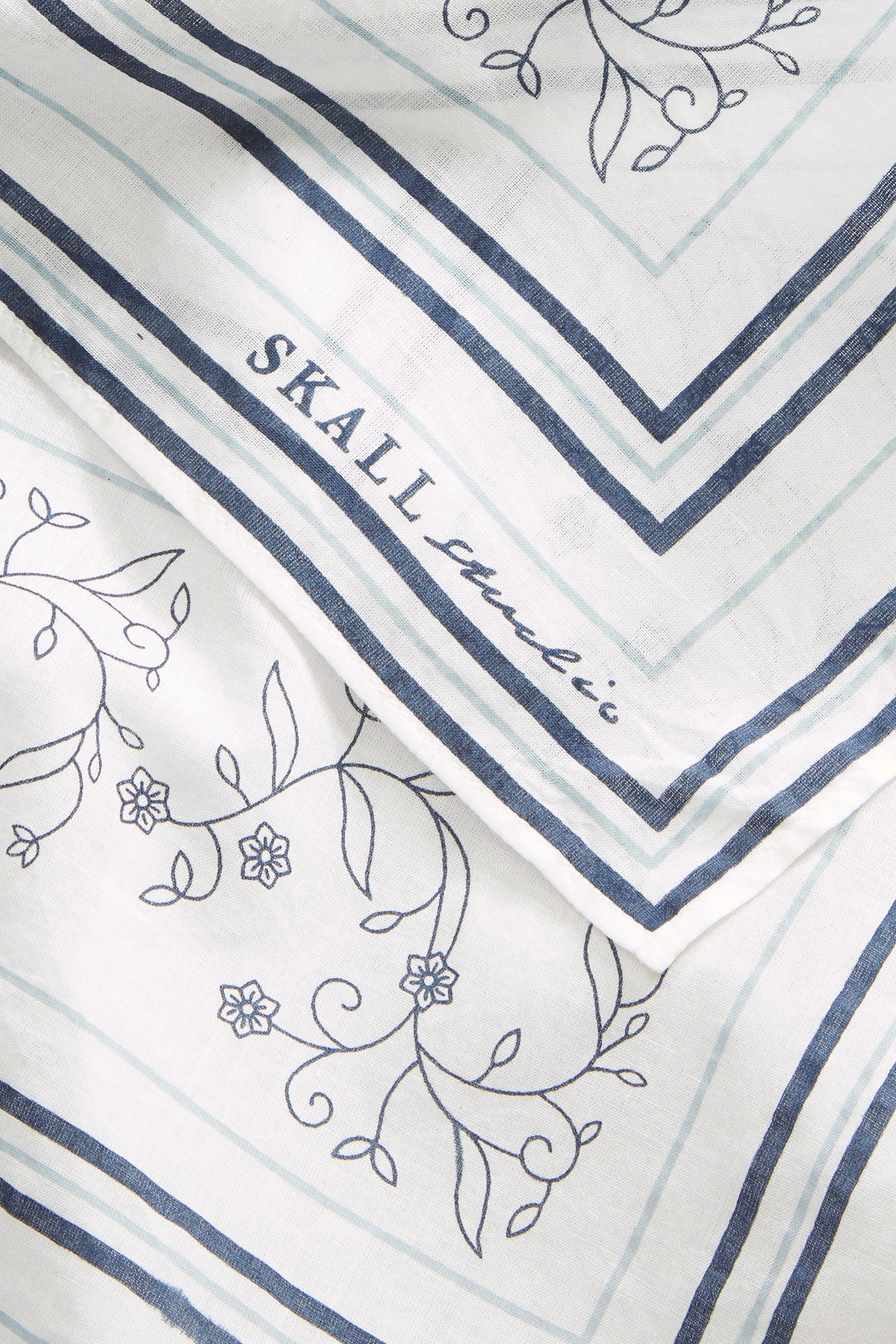 Skall Studio Skall classic scarf 55x55 Scarf Light cream/Blue